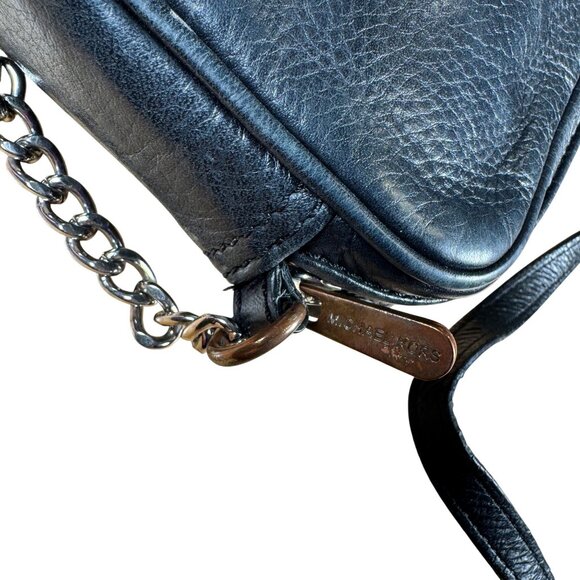 Michael Kors Black Pebbled Leather Zip Chain-Link Crossbody Bag - Picture 4 of 9